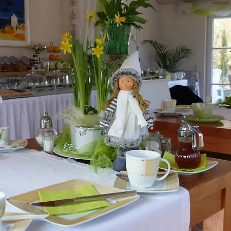 豪斯马吉亚m酒店 招待所 3*