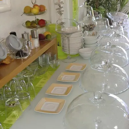 招待所 豪斯马吉亚m酒店 3*