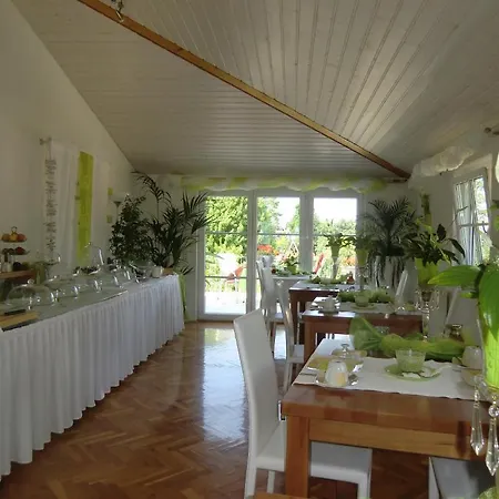 Casa de hóspedes Haus Marija M 3*