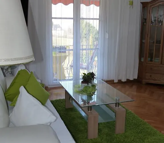 Haus Marija M بيت ضيافة 3*