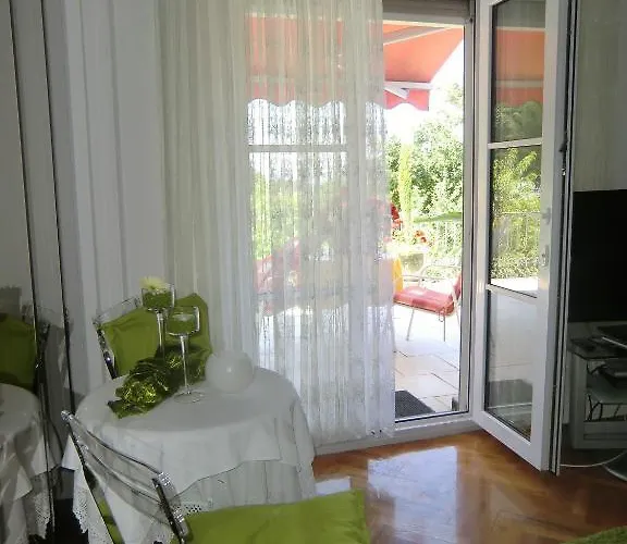 بيت ضيافة Haus Marija M