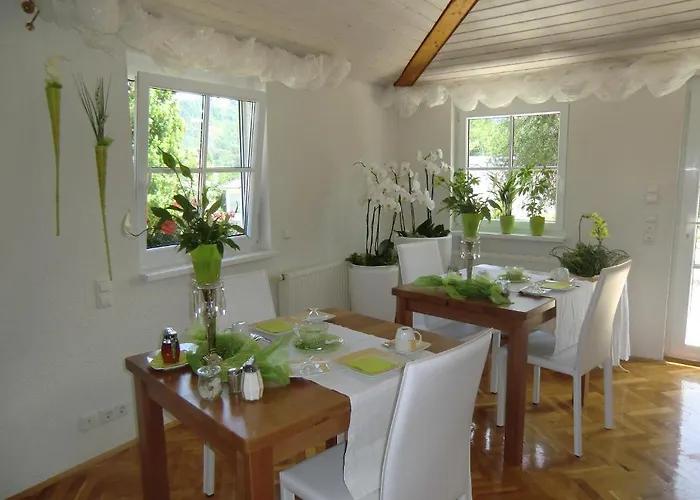 Haus Marija M بيت ضيافة بادنويلر